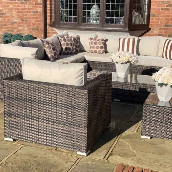 outdoor furniture hire